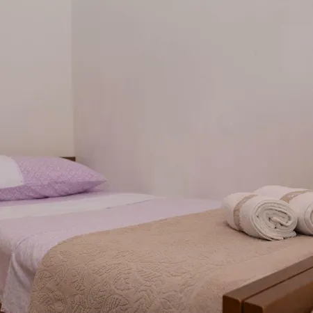 Apartman Moni Apartment