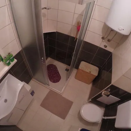 شقة Apartman Moni